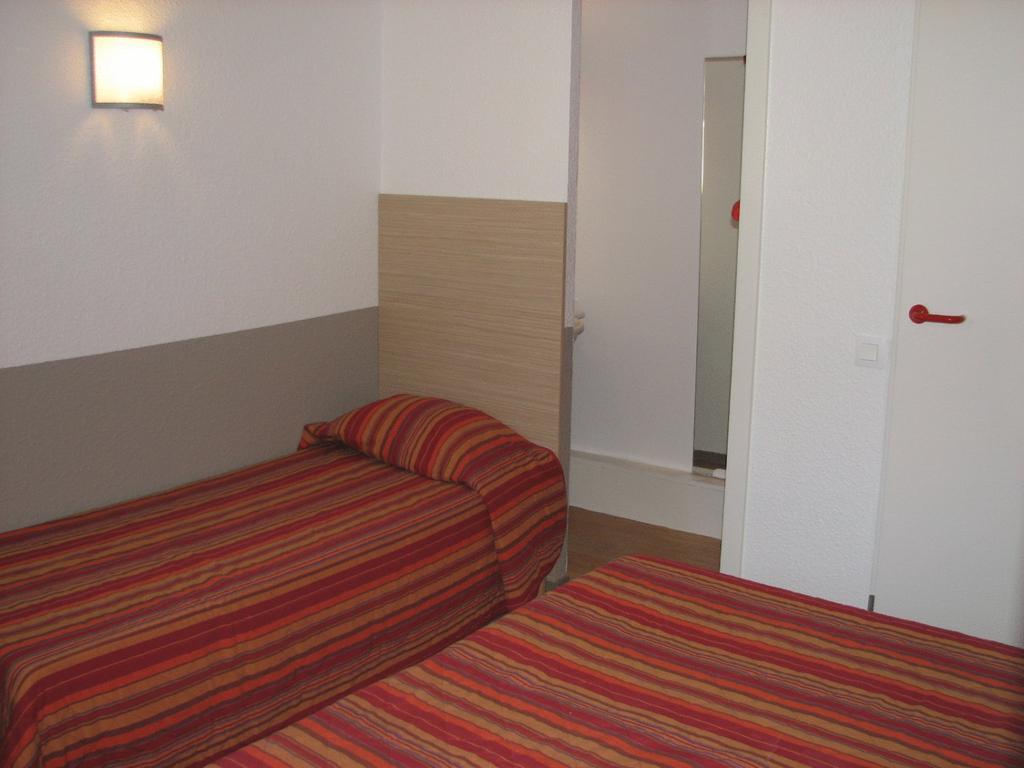 Hotel Heco Lyon Sud Vienne Quarto foto